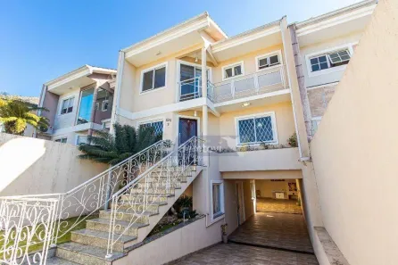 Sobrado com 4 Quartos à venda, 246m² no Boa Vista, Curitiba