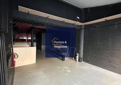Casa com 1 Quarto para alugar, 100m² no Cerqueira César, São Paulo