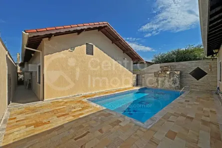 Casa com 3 Quartos à venda, 176m² no Jardim Ribamar, Peruíbe