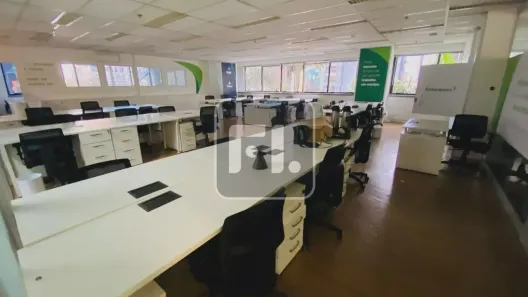 Sala Comercial para alugar, 568m² no Chácara Santo Antônio (Zona Sul), São Paulo