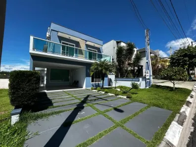 Casa de Condomínio com 3 Quartos para alugar, 200m² no Fazenda Rodeio, Mogi das Cruzes