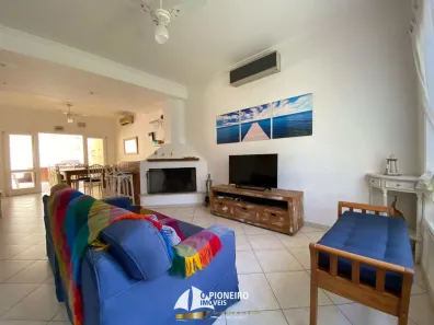 Casa de Condomínio com 3 Quartos para venda ou aluguel, 160m² no Bairro de Juquehy, São Sebastião