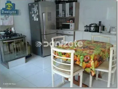 Sobrado com 3 Quartos à venda, 210m² no Vila Alice, Santo André