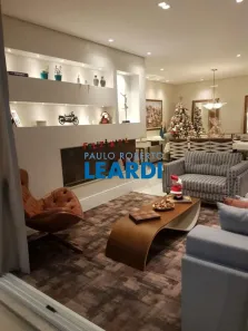Apartamento com 3 Quartos para alugar, 136m² no Tamboré, Santana de Parnaíba