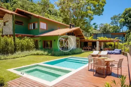 Casa com 4 Quartos à venda, 350m² no Itaipava, Petrópolis