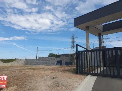Lote/Terreno à venda, 750m² no Orleans, Curitiba