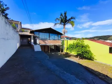 Casa com 2 Quartos para alugar, 120m² no Real Parque, São José