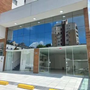 Ponto Comercial para alugar, 282m² no Canto, Florianópolis