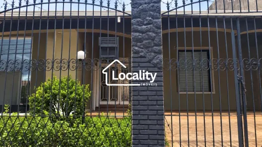 Casa com 3 Quartos para alugar, 188m² no São Benedito, Uberaba