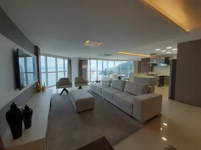 Apartamento com 4 Quartos para alugar, 238m² no Centro, Balneário Camboriú