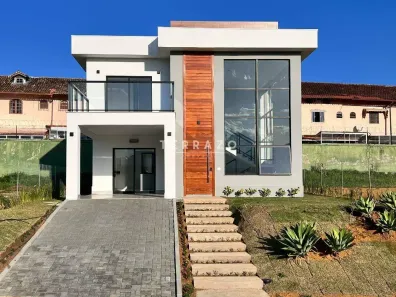 Casa de Condomínio com 4 Quartos à venda, 188m² no Várzea, Teresópolis