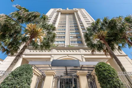 Apartamento com 3 Quartos à venda, 136m² no Auxiliadora, Porto Alegre