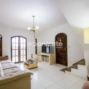 Sobrado com 3 Quartos para alugar, 207m² no Vila Valparaíso, Santo André