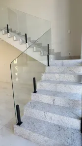 Casa de Condomínio com 4 Quartos à venda, 232m² no Jardins Barcelona, Senador Canedo