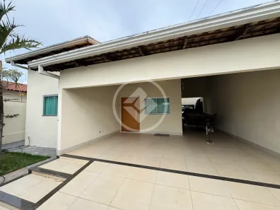 Casa com 4 Quartos à venda, 220m² no Estância Itaguaí, Caldas Novas