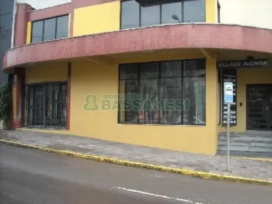 Ponto Comercial para alugar, 370m² no Nossa Senhora de Lourdes, Caxias do Sul
