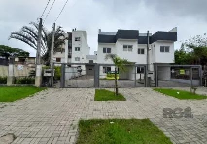 Casa com 3 Quartos à venda, 230m² no Camaquã, Porto Alegre