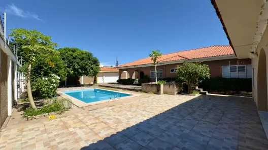 Casa com 5 Quartos para alugar, 459m² no Porto, Cuiabá