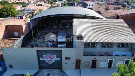 com 3 Quartos à venda, 792m² no Olavo Oliveira, Fortaleza