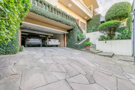 Casa com 5 Quartos à venda, 642m² no Três Figueiras, Porto Alegre