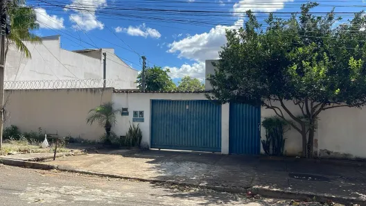 Casa com 4 Quartos à venda, 204m² no Parque Amazônia, Goiânia