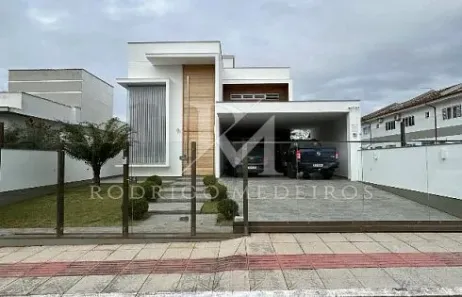 Casa com 3 Quartos à venda, 300m² no Pedra Branca, Palhoça