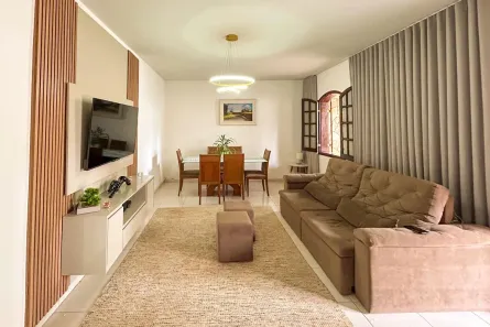Casa com 6 Quartos à venda, 300m² no Planalto, Belo Horizonte