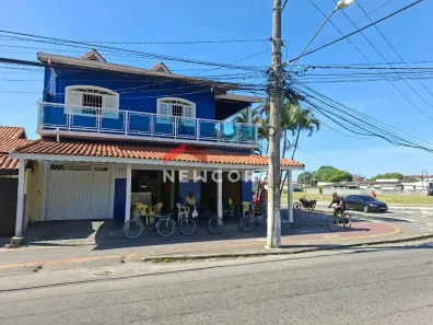 Sobrado com 3 Quartos à venda, 290m² no Jardim Brasil, Peruíbe