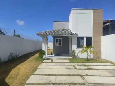 Casa com 2 Quartos à venda, 229m² no Pires Façanha, Eusébio