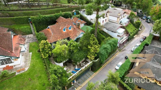 Casa com 5 Quartos à venda, 350m² no J Elizabete, Campos do Jordão