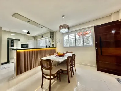 Sobrado com 3 Quartos à venda, 101m² no Guilhermina, Praia Grande