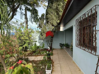 Casa com 6 Quartos à venda, 260m² no Boqueirão, Curitiba