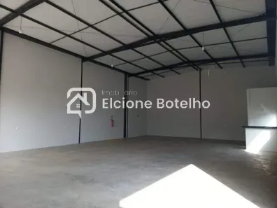 Galpão/Depósito/Armazém à venda, 240m² no Novo Mundo, Uberlândia
