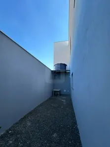 Galpão/Depósito/Armazém para alugar, 180m² no Jardim Holanda, Uberlândia