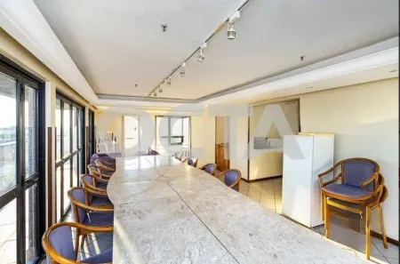Sala Comercial para venda ou aluguel, 45m² no Moinhos de Vento, Porto Alegre
