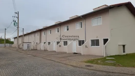 Casa com 2 Quartos à venda, 10m² no Jardim Jacinto, Jacareí