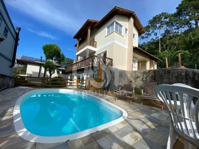 Casa com 4 Quartos à venda, 380m² no Campeche, Florianópolis