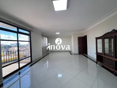 Apartamento com 5 Quartos à venda, 175m² no Centro, Uberaba