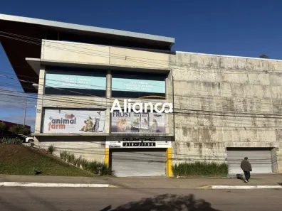 Ponto Comercial para alugar, 350m² no Hípica, Porto Alegre