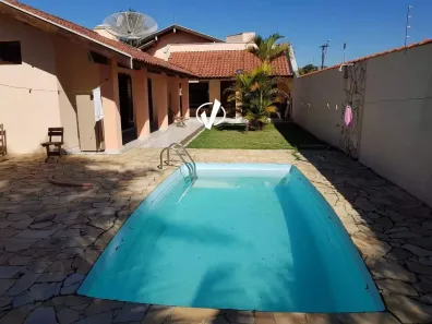 Casa com 3 Quartos à venda, 450m² no Jardim Residencial Doutor Lessa, Pindamonhangaba