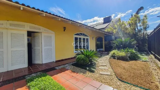 Casa com 4 Quartos à venda, 184m² no Saguaçu, Joinville
