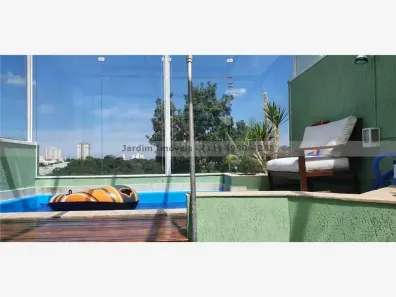 Sobrado com 3 Quartos à venda, 133m² no Vila Assunção, Santo André