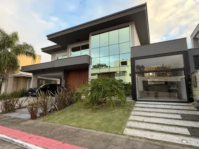 Casa à venda, 376m² no Córrego Grande, Florianópolis
