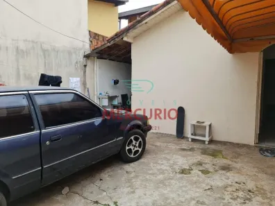 Casa com 3 Quartos à venda, 200m² no Conjunto Habitacional Joaquim Guilherme de Oliveira, Bauru
