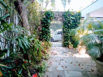 Sobrado com 2 Quartos à venda, 240m² no Jardim Luzitânia, São Paulo