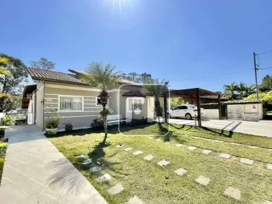 Casa de Condomínio com 5 Quartos à venda, 400m² no Jardim do Golf I, Jandira