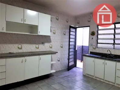 Casa com 3 Quartos à venda, 180m² no Vila Gato, Bragança Paulista