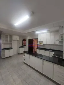 Sobrado com 3 Quartos à venda, 224m² no Parque Marajoara, Santo André