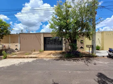 Casa com 3 Quartos à venda, 170m² no Granada, Uberlândia