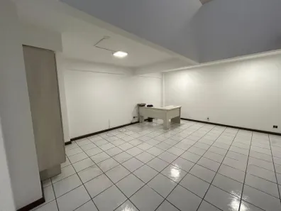 Sala Comercial à venda, 50m² no Centro, Joinville